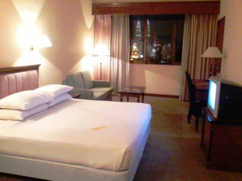 Dynasty Hotel Куала-Лумпур Экстерьер фото